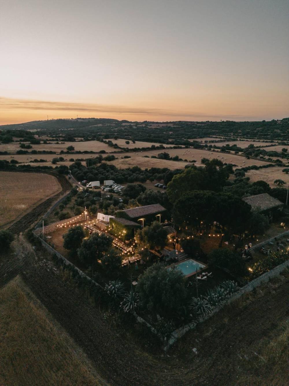 Bibbia- Tenuta Di Campagna Палаццоло-Акреиде Экстерьер фото